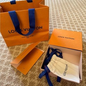 Louis Vuitton original bag with box for jewelry, keychain or wallet
